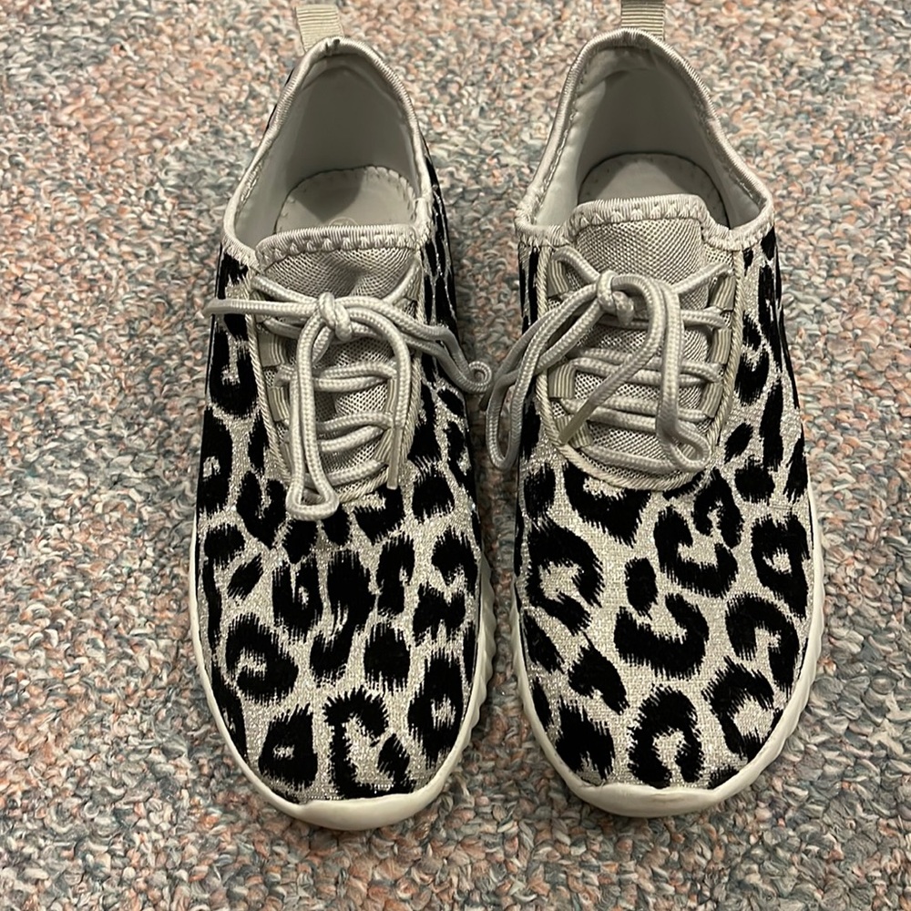 Cheetah tennis shoes. Size 7 1/2. Worn twice, like new!